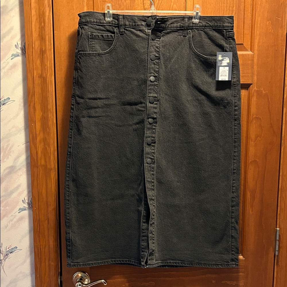 Universal Thread Denim Black Midi Skirt